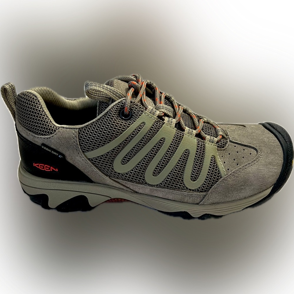 Keen Verdi Low Cut Hiking Shoes
